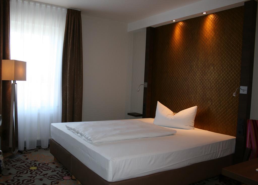 Hotel Parqeo Im A66 Gelnhausen Eksteriør bilde