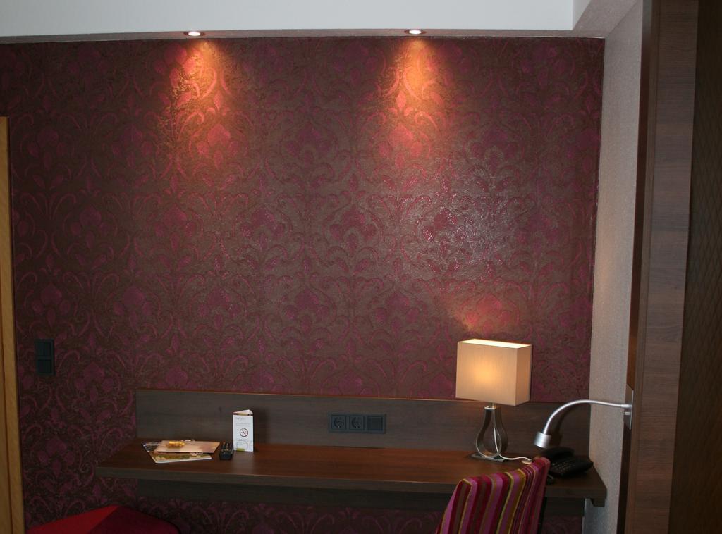 Hotel Parqeo Im A66 Gelnhausen Eksteriør bilde