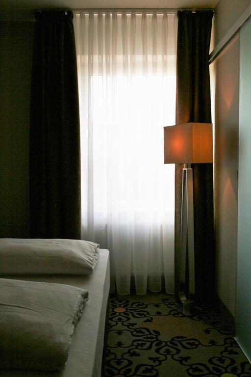 Hotel Parqeo Im A66 Gelnhausen Eksteriør bilde