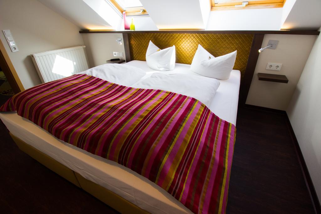 Hotel Parqeo Im A66 Gelnhausen Eksteriør bilde