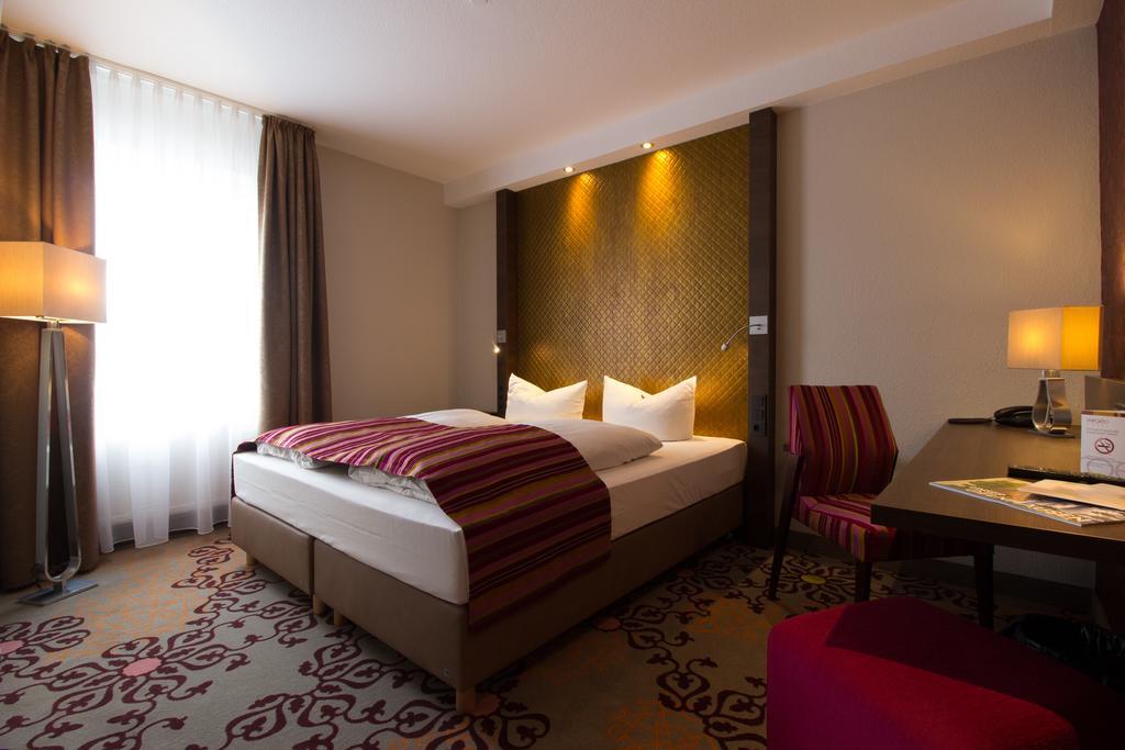 Hotel Parqeo Im A66 Gelnhausen Eksteriør bilde